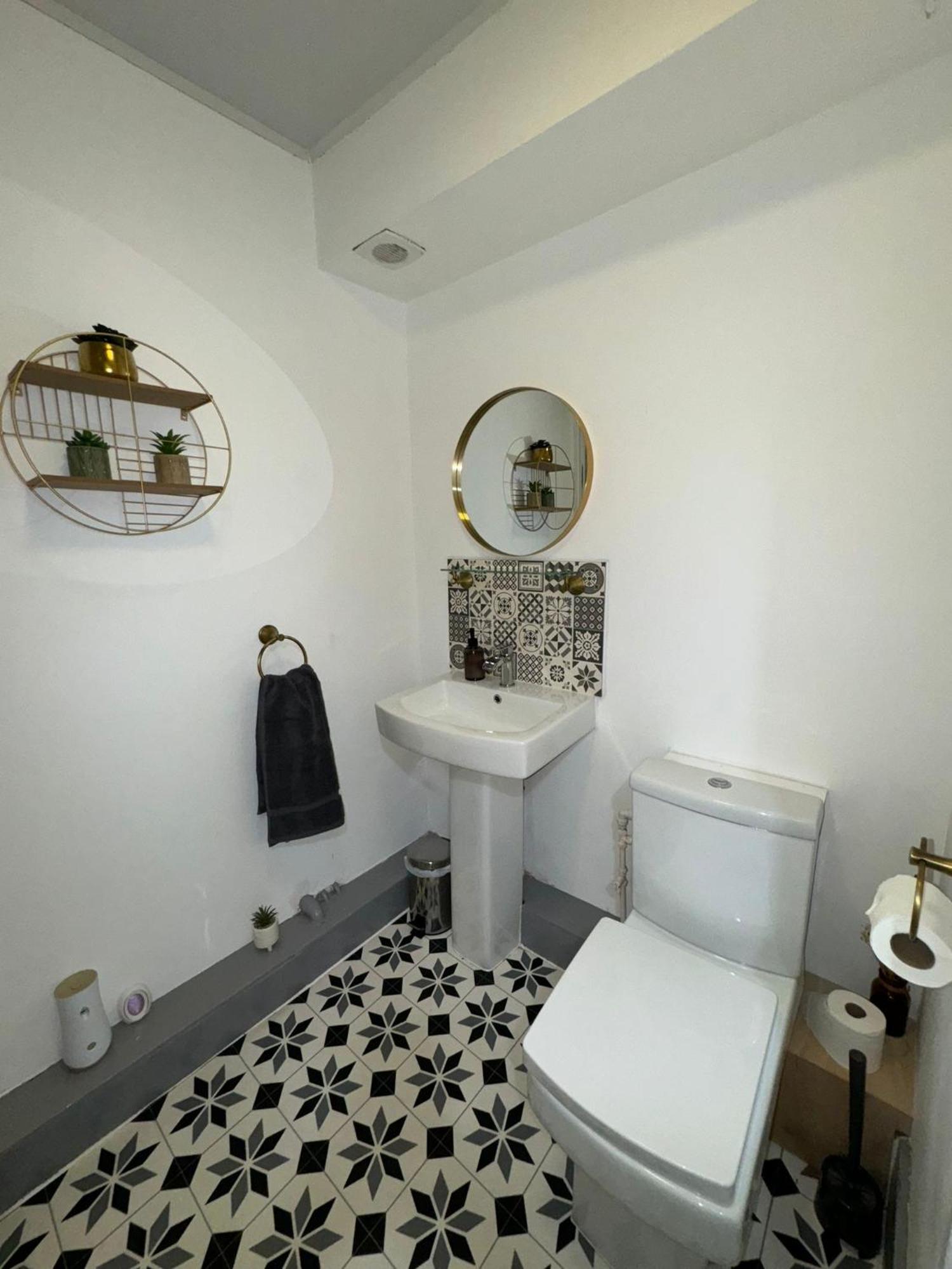 5b Queens Street,